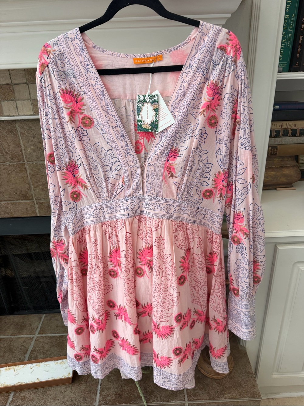 NWT Stunning Oliphant V-Neck Mini Dress - Dunmore Pink, size L